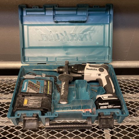 パワトレ豊平店から最新の買取情報 <br>【makita ハンマドリル HR165DRGXW】