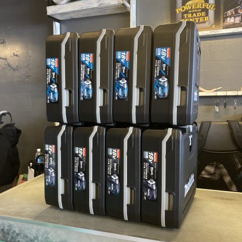 パワトレ東苗穂店から最新の買取情報 <br>【makita  173DRGX  パープル  ブルー】