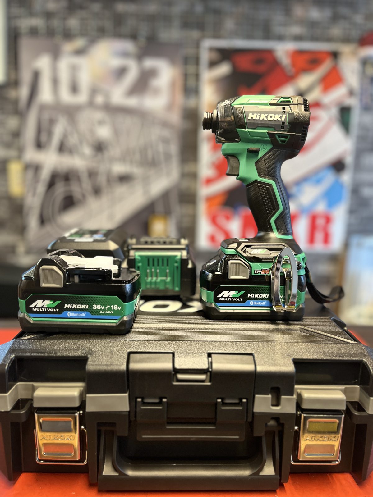 マキタインパクトドライバー 中古 本日18時で受けつけ終了!