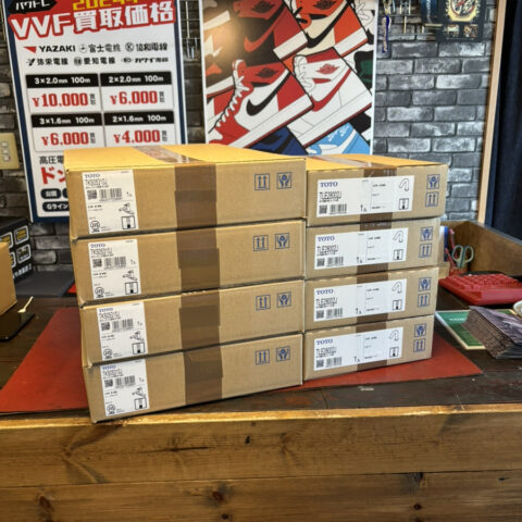 パワトレ豊平店から最新の買取情報<br>【水洗金具 TOTO TLE28002J  TKS05310J】