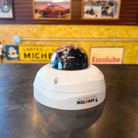 パワトレ東米里店から最新の買取情報 <br>【VIVOTEK　固定ドーム型ネットワークカメラ　FD8154】