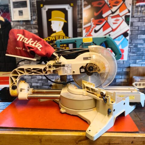 パワトレ豊平店から最新の買取情報 <br>【makita 8型スライドマルノコ LS0811 】