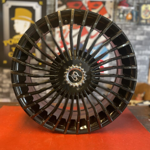 パワトレ豊平店から最新の買取情報 <br>【アルミホイール　 PREMIX Grappa f30 】