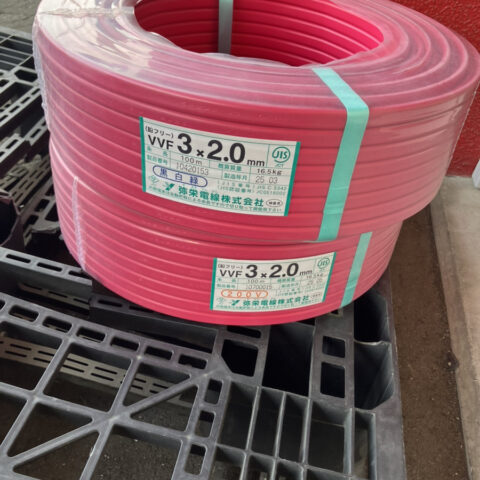 パワトレ東苗穂店から最新の買取情報 <br>【弥栄 VVF カラー/200V 計2巻】