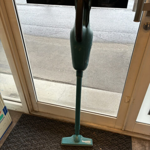 パワトレ東苗穂店から最新の買取情報<br>【makita 充電式クリーナ CL180FD】