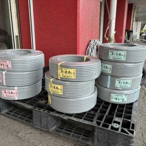 パワトレ東苗穂店から最新の買取情報 <br>【富士 VVF 3×1.6/2×2.0/2×1.6 合計10巻】